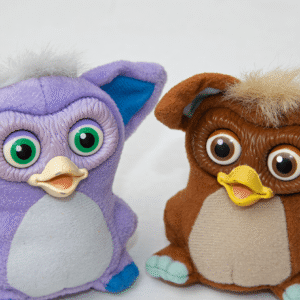 Bonecos Furby Roxo e marrom Mc Donalds - Usado - Imagem 5